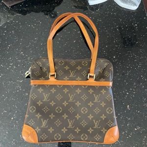 Authentic Vintage Louis Vuitton LV Coussin PM